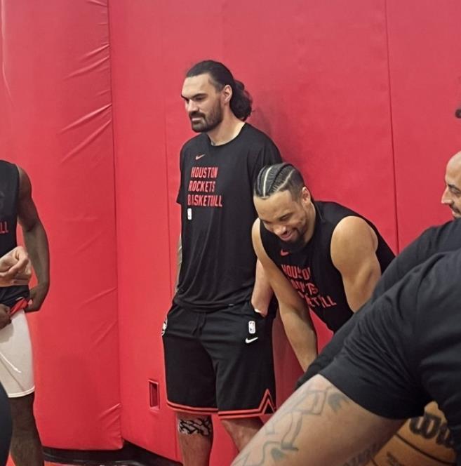 开云app官网下载地址-若得8+3控卫,火箭中锋短板迎刃而解?阿门重回4号位,斯通精明