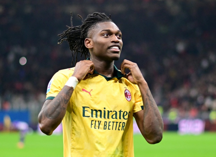 隆戈：米兰将续约莱奥 保留1.75亿欧解约金、固定年薪涨至600万欧