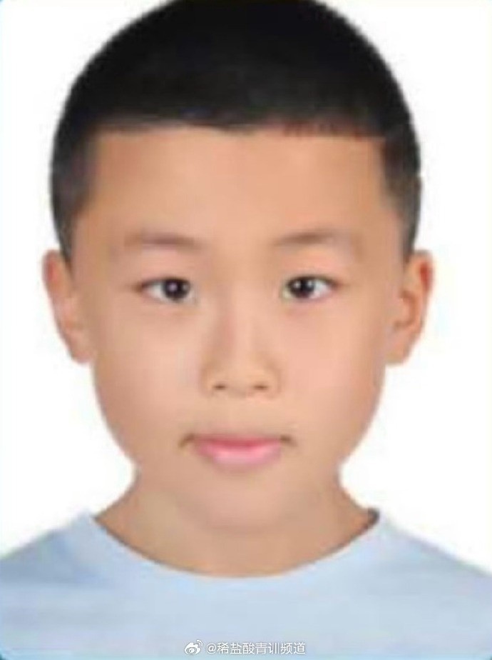 开云app官网下载安卓-博主：金星辰在西班牙加泰罗尼亚大区U11优选联赛中梅开二度