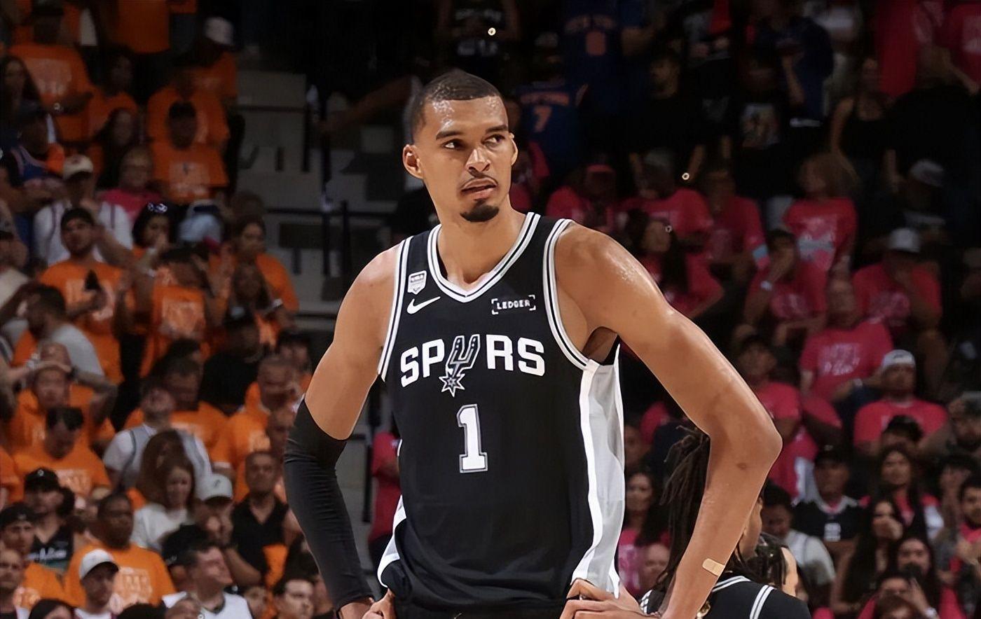 开云app官网下载地址-NBA总决赛G1大比分0-1!马刺完败尼克斯!文班亚马狂砍26分难救主